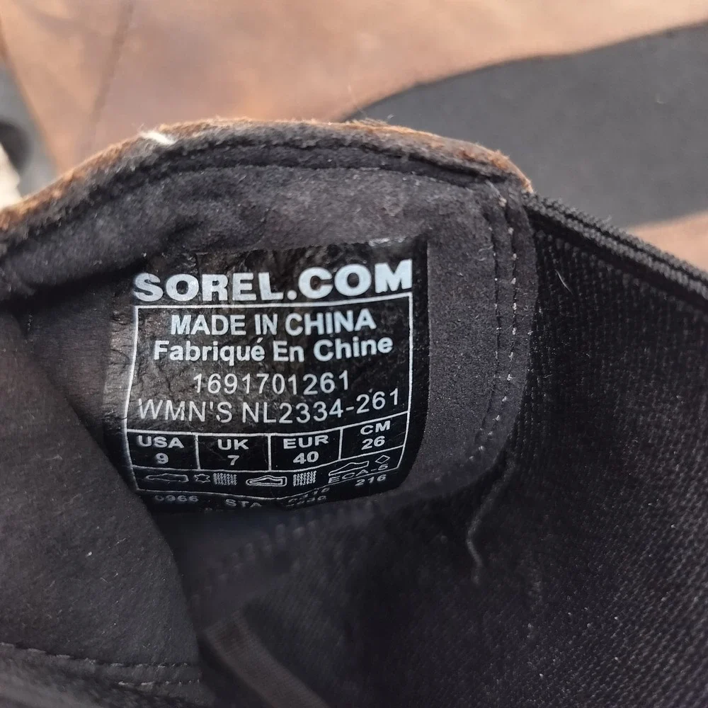 SOREL Joan of Arctic Wedge Chelsea Boots 9 Women's Elk Brown Leather Bootie